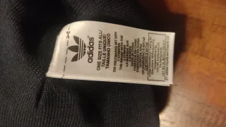 Gorro Adidas Gris Logo Trefoil