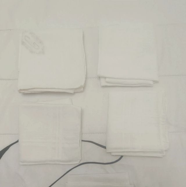 Confezione di fazzoletti da uomo 2x1€