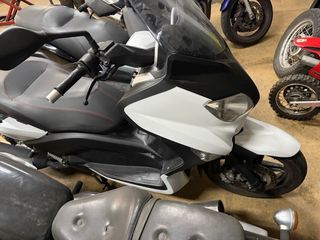 Yamaha XMAX 250cc