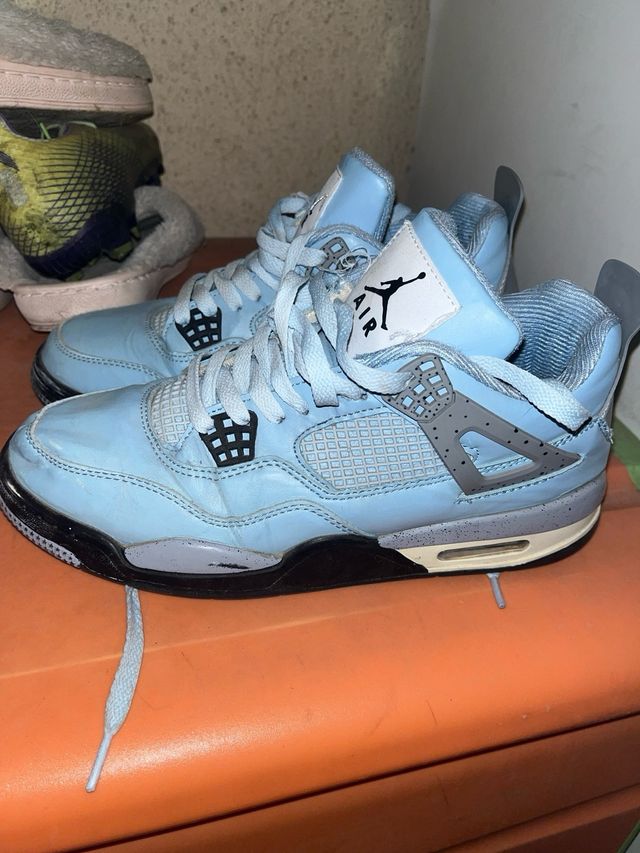 Jordan 4 Azul y Negro