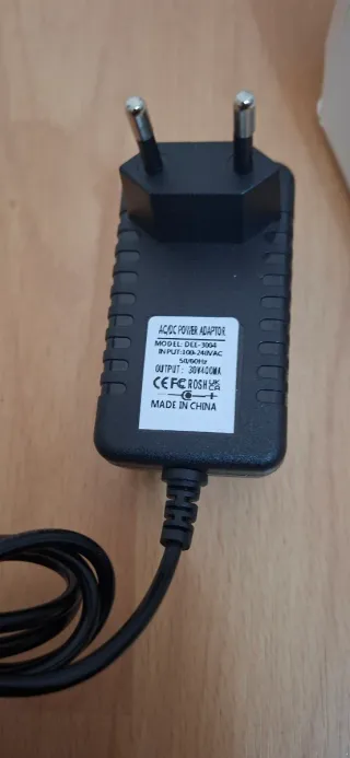 Cargador Universal Negro