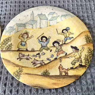 Piatti antichi decorati