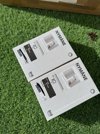 Apliques, embellecedores, enchufes e interruptores