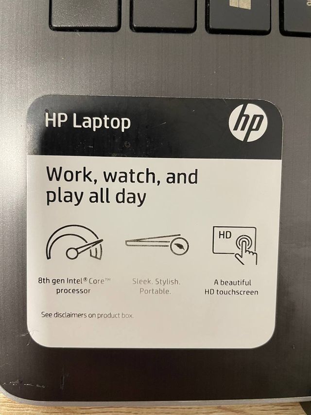 HP Portátil, i5 8250, 15,6"(+Mochila Samsonite)