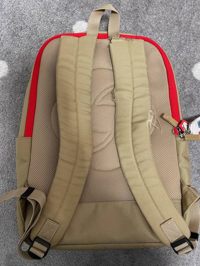 HP Portátil, i5 8250, 15,6"(+Mochila Samsonite)