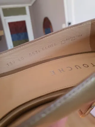 Zapatos de tacón LATOUCHE dorados T.40