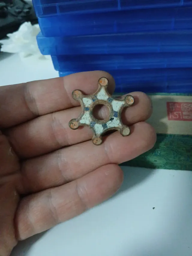 Fibula Romana Antigua