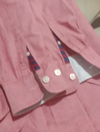 Camisa de vestir roja