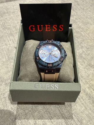 Reloj Guess Mujer Beige y Azul