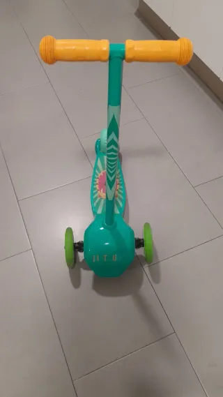 Patinete infantil 3 ruedas con luces