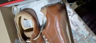 Zapatos de piel marrones