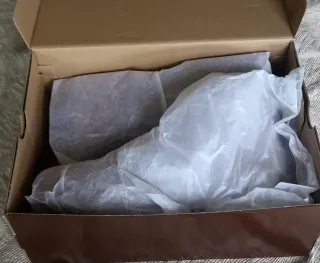 Botas Skechers Piel Marrón y Rojo