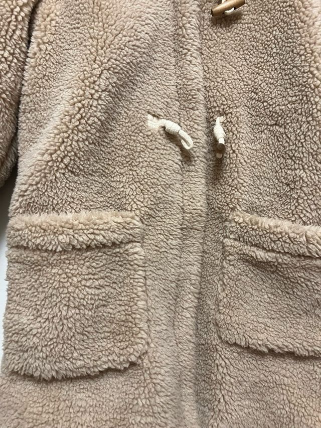 Abrigo borreguito con capucha