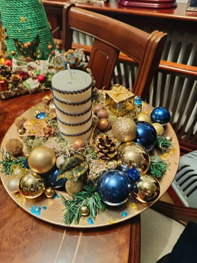 Centro de mesa Navidad blanco y azul