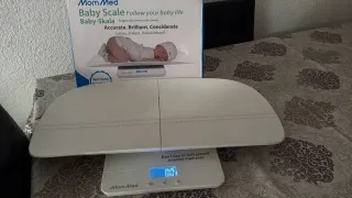 Balanza Bebé MomMed