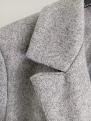 Cappotto media lunghezza grigio