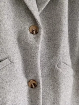 Cappotto media lunghezza grigio