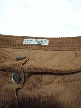 Minifalda de pana marrón