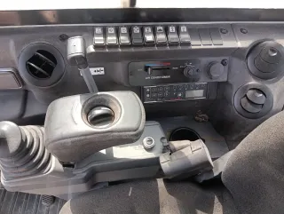 Retroexcavadora Takeuchi TB240