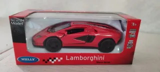 Coche a escala Lamborghini Aventador Welly