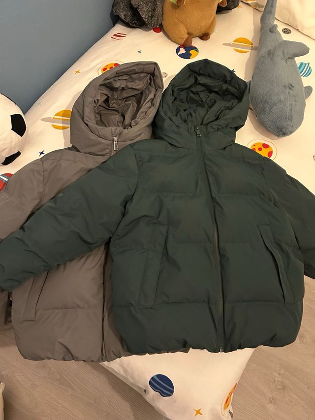 Abrigos niño gris y verde ZARA 130cm