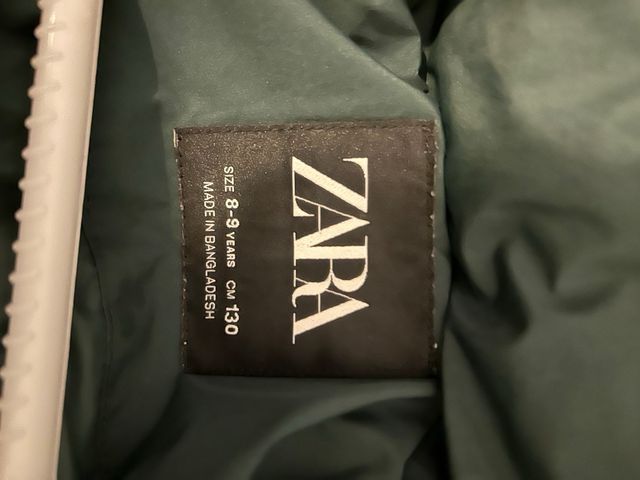 Abrigos niño gris y verde ZARA 130cm