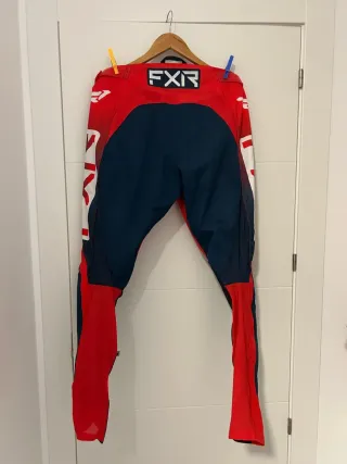 Camiseta Motocross FXR Talla L pantalon 36
