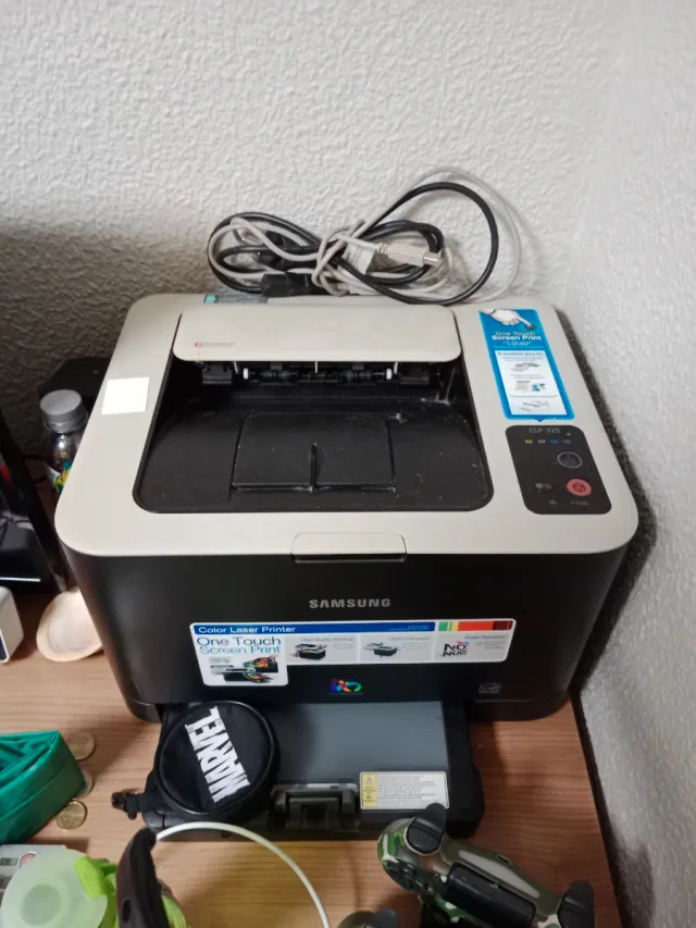 Impresora Samsung CLP-325