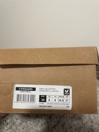 Veja Zapatillas Blancas y Verdes