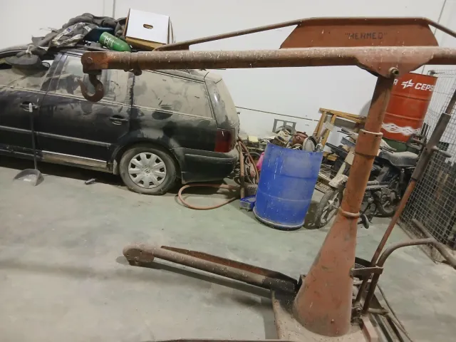 Pluma saca motores industrial