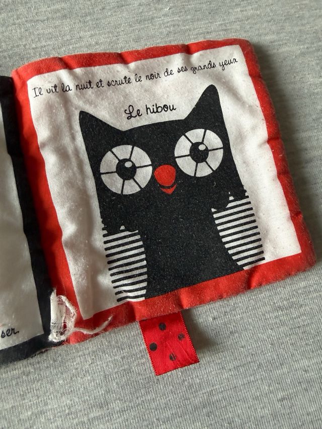 Libro infantil Rouge, noir, blanc