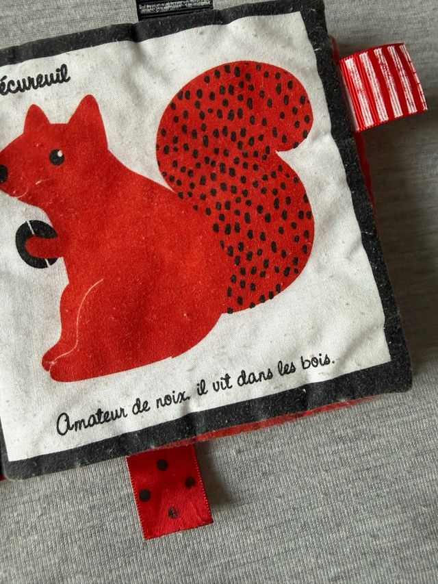 Libro infantil Rouge, noir, blanc