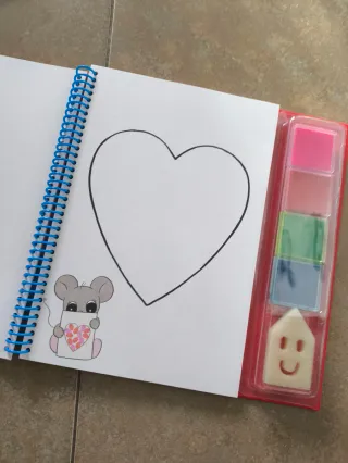 Libro Huellas Divertidas Betty nuevo