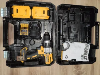 Taladro percutor Dewalt XRP 18V