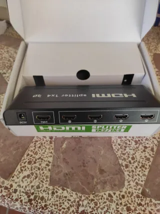 Splitter HDMI de dos y cuatro puertos para elegir