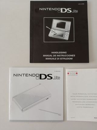 Manual Nintendo DS Lite + Invitación Nintendo VIP