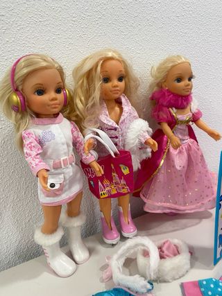 Lote Muñecas Nancy con Armario y Accesorios