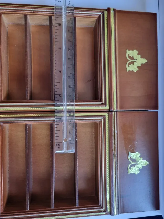 Muebles casa muñecas año 2000