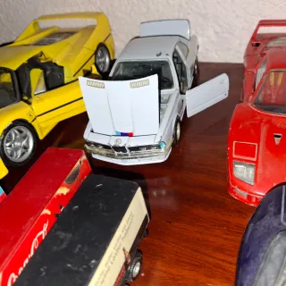 Colección de coches de juguete