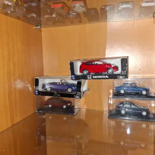 Colección de coches de juguete