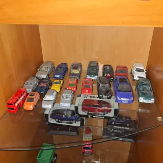Colección de coches de juguete