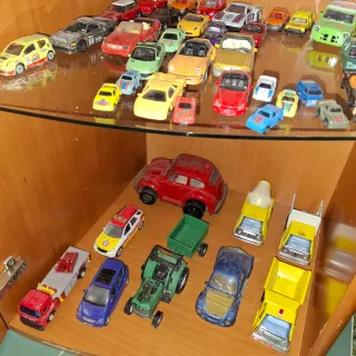 Colección de coches de juguete
