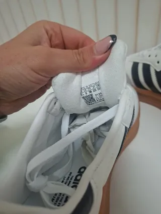 Adidas Samba Marrones y Blancas