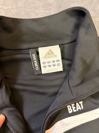 Chaqueta Adidas Talla S Negra y Blanca