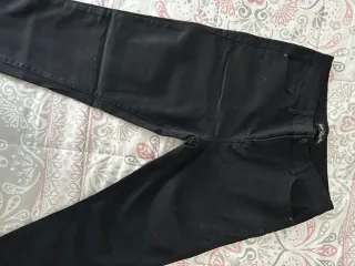 Pantalón vaquero mujer negro