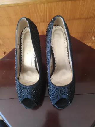 Zapatos fiesta tacón alto pedrería