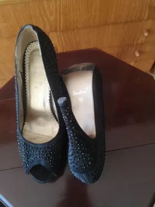 Zapatos fiesta tacón alto pedrería