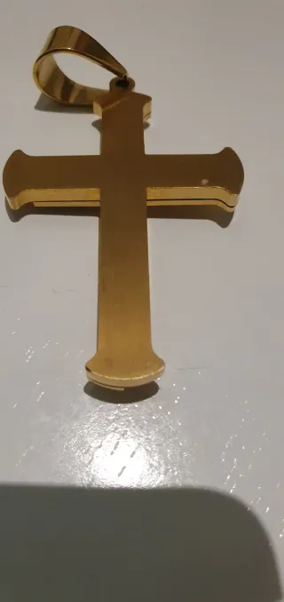 Cruz bañado con oro  Cristo