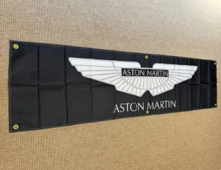 Bandeira Aston Martin