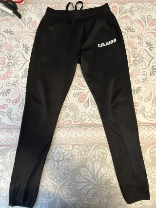 Pantalón chándal negro